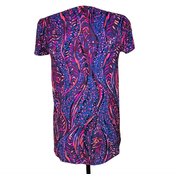 Lilly Pulitzer Etta V-Neck Top Blue Flare Always Pawsitive size XS​ - Picture 3 of 10